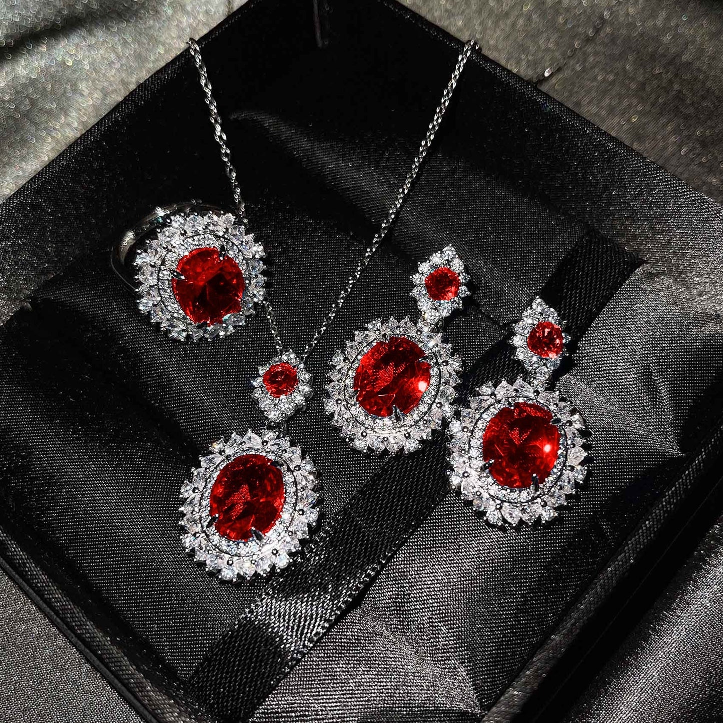 Selene Aurelia Set