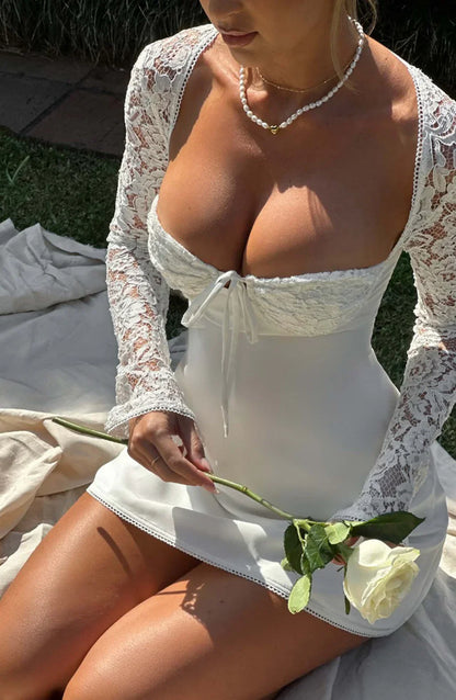 Veya | Elegantes Spitzen-Minikleid